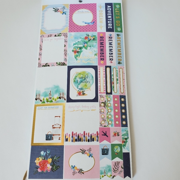 Travel Voyage Sticker Book - Picture 4 of 16